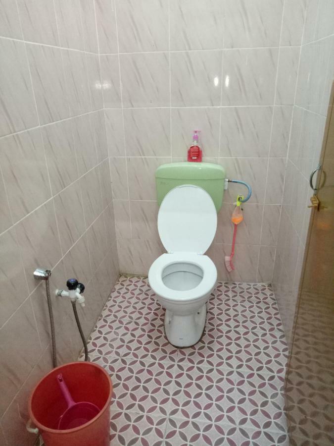 Aiman Homestay Marang Exteriör bild